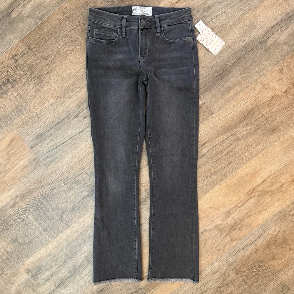NWT Free People Cropped Straight Women 24 Washed Black Gray Jeans Frayed Raw Hem